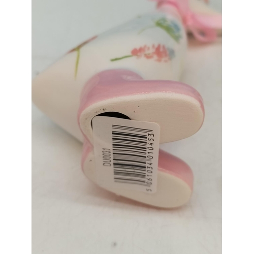 114 - New and Boxed Items to include 35cm Festive Wreath, 14cm Ceramic Ducks (2) plus Floral Jug.