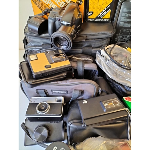162 - Collection of Vintage/Retro Cameras, Video Cameras and Accessories.