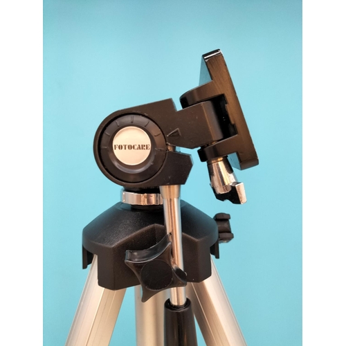 162 - Collection of Vintage/Retro Cameras, Video Cameras and Accessories.