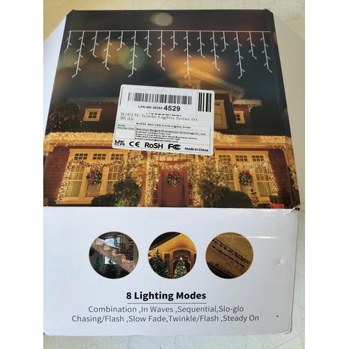 70 - New & Boxed Collection of Christmas Items to include Illuminated Stacking Christmas Parcels, 8 Mode ... 