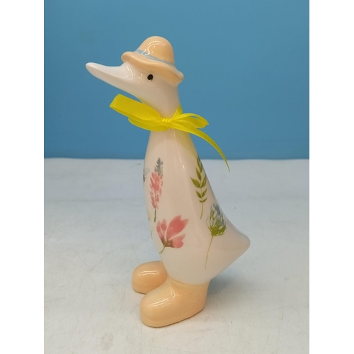 91 - New Boxed 29cm Festive Wreath plus New Boxed 14cm Ceramic Ducks (3).