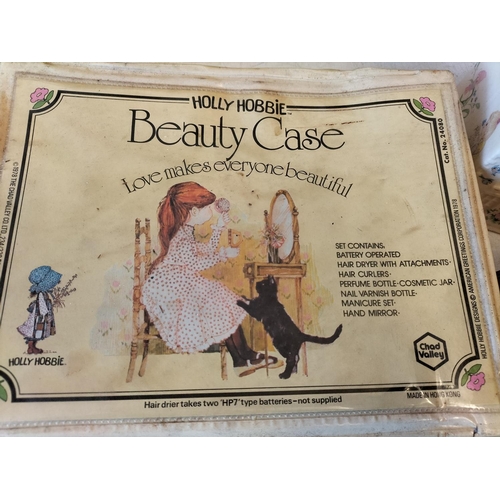 85 - Collection of Mixed Items to include Sealed 1000 Piece Clock Jigsaw with Mechanism, Vintage Holly Ho... 