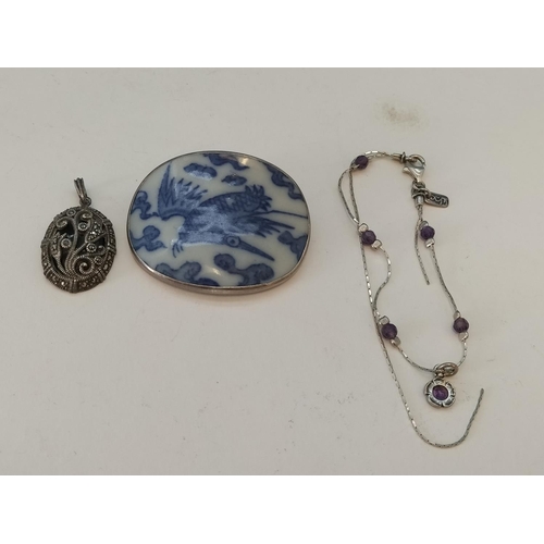 97 - Silver 925 Blue and White Ceramic Brooch/Pendant, 925 Silver Pendant plus a 925 Silver Bracelet (A/F... 