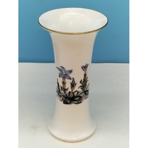 190 - Collection of Ceramics to include Royal Worcester Vase, Crown Devon Fieldings Bowl, Sylvac Flower Tr... 