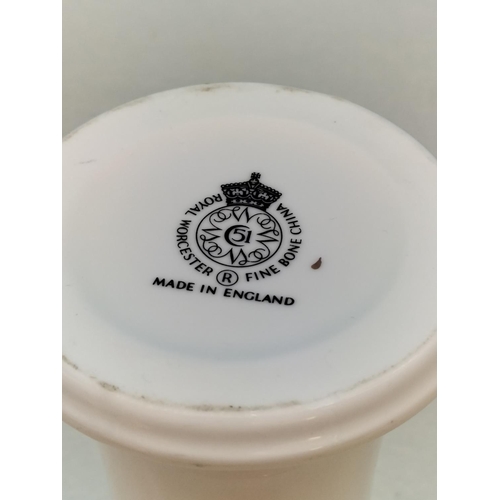 190 - Collection of Ceramics to include Royal Worcester Vase, Crown Devon Fieldings Bowl, Sylvac Flower Tr... 