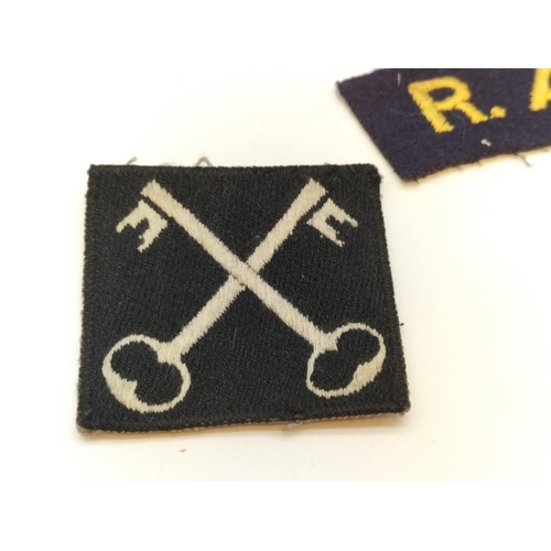 446 - Mixed Items to include Beswick Figure of a Golden Labrador, Coalport Posy Bowl, Silver Plate Bowl, 1... 