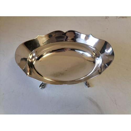 446 - Mixed Items to include Beswick Figure of a Golden Labrador, Coalport Posy Bowl, Silver Plate Bowl, 1... 