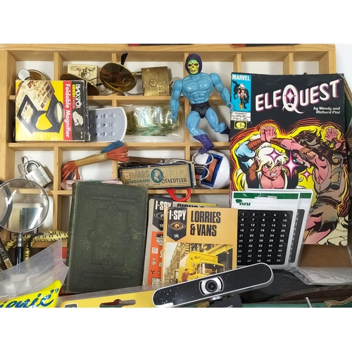 183 - Collection of Mixed items to include Sectioned Display Case, Disposable Medical Masks, daewoo Dustba... 