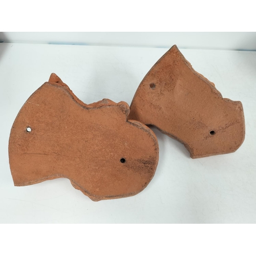 207 - Reproduction Medieval/Gothic Style 'King and Queen' Terracotta Wall Planters/Plaques. 31cm x 24cm x ... 