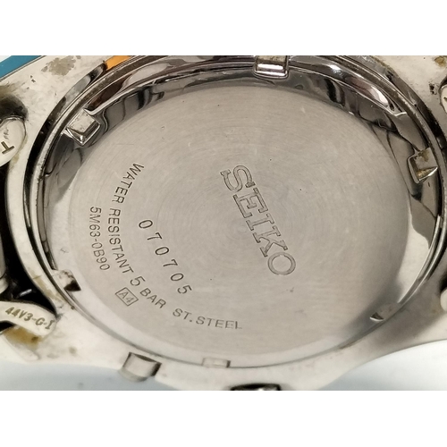 228 - Seiko Kinetic 50m Water Resistant. Model 5M63-OB90. Ticks and Stops. May Require Battery.