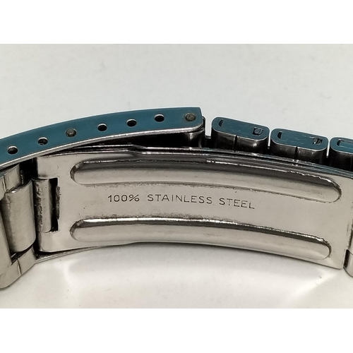 273 - Sekonda Tank Automatic 26 Jewel Wristwatch. Made in USSR  W/O.