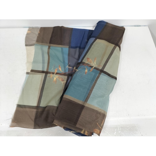 422 - Roll of Chiffon Fabric 59