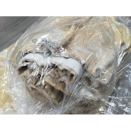 422 - Roll of Chiffon Fabric 59