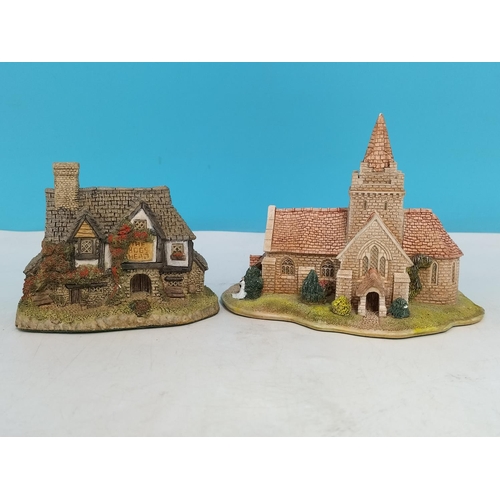423 - Collection of Lilliput Lane and David Winter Cottages/Houses (8) to include Boxed Lilliput Lane Coll... 