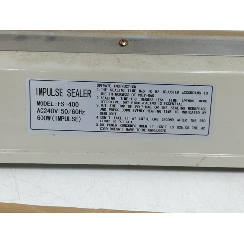 433 - Kite Impulse Sealer, Model FS-400. Powers Up.