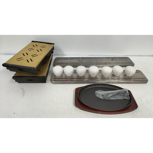444 - Mixed Items to include Table Food Warmers (4), 28.5cm Square White Plates (6), 28cm Round Plates (6)... 