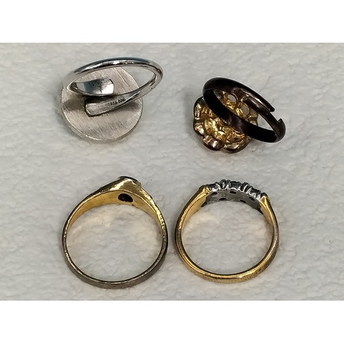 478 - Wooden Jewellery Box with Contents plus Wooden Musical Box W/O. Largest 6.5cm High, 20cm x 12.5cm.