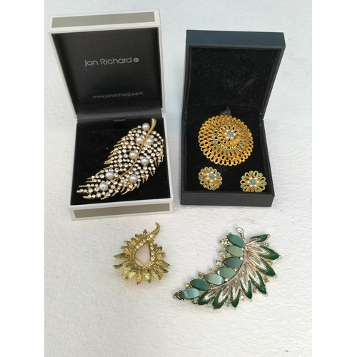 93 - Collection of Vintage Brooches (4). One also a Pendant with a Pair of Matching Clip on Earrings. All... 