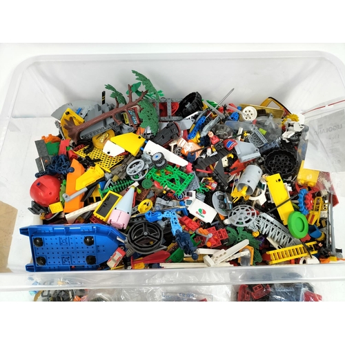 43 - Quantity of Mixed LEGO and Mega Blocks. Approx 5kgs.