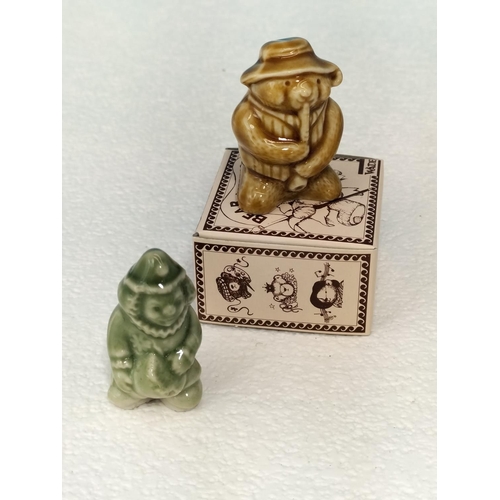 401 - Wade 'Bear Ambition' Whimsies (6) to include Sailor, Aviator, Artist (2 Boxed) plus 20 x Assorted Wh... 