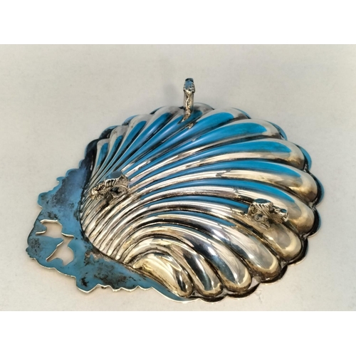 355 - 925 Silver Shell Dish. Weight 65.7 Grams.