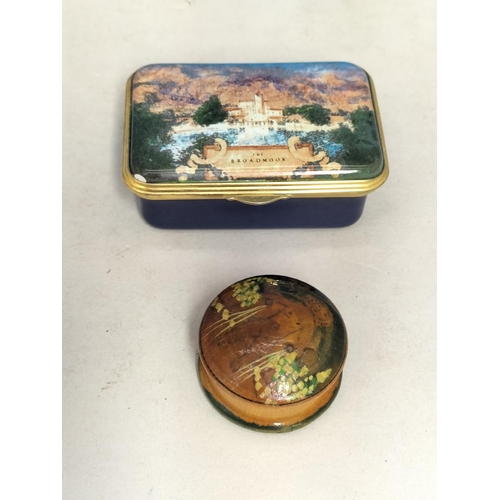 366 - Collection of Enamelled Pill Pots to include Crummles, Ashley Copper, Staffordshire Enamels, etc.