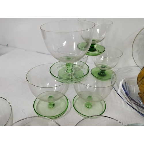 403 - Large Collection of Glassware to include Davidson Primrose Pearline Vaseline Posy Bowl, Amber Glass ... 