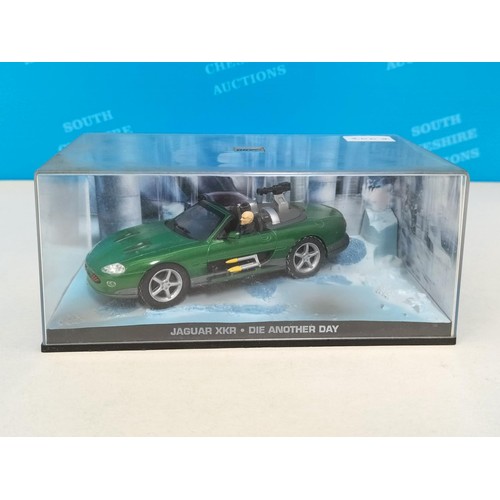 130 - Eaglemoss James Bond 007 Cased Die-Cast Vehicles (5) with Magazines to include 2002 'Die Another Day... 