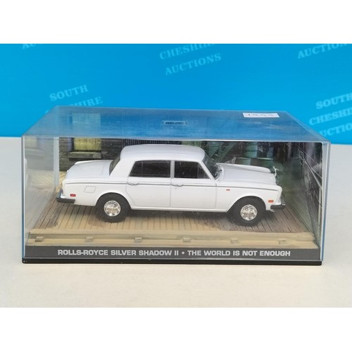 125 - Eaglemoss James Bond 007 Cased Die-Cast Vehicles (3) with Magazines to include 1995 'Goldeneye' Ferr... 