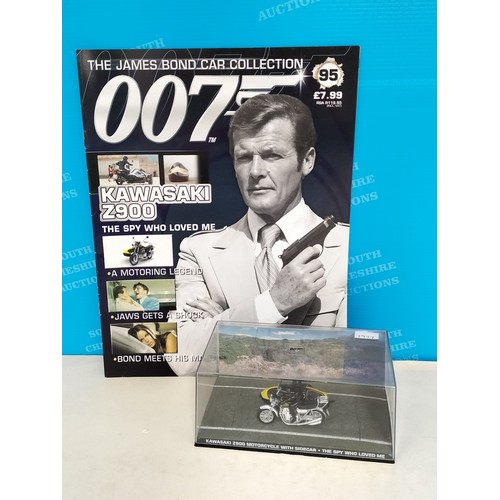 114 - Eaglemoss James Bond 007 Cased Die-Cast Vehicles (4) with Magazines to include 1977 'The Spy Who Lov... 
