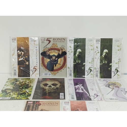 121 - Marvel Comics 2011 Ronin Limited Edition of 5. Complete plus 1 Variant, Extra 2 plus Variant, 4 Vari... 