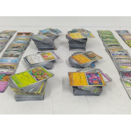 261 - Extensive Collection of over 1,000 Pokemon Cards including Holographics, Rares, Reverse Holos, etc. ... 