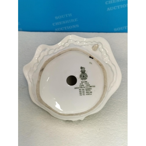 270 - Royal Doulton Lady Figures (2), 'Soiree' HN 2312 and 'Sara' HN 2265. Tallest 24cm.