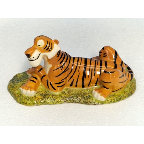 30 - Boxed Royal Doulton Disney Showcase Collection Jungle Book 'Shere Khan' JB5. 9cm High x 18cm.