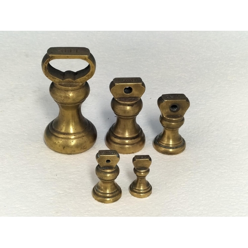 495 - 2 Sets of Metal Weights. A Cased Set with Weights 200g to 2g (Part Complete) plus a Set of Bell Weig... 