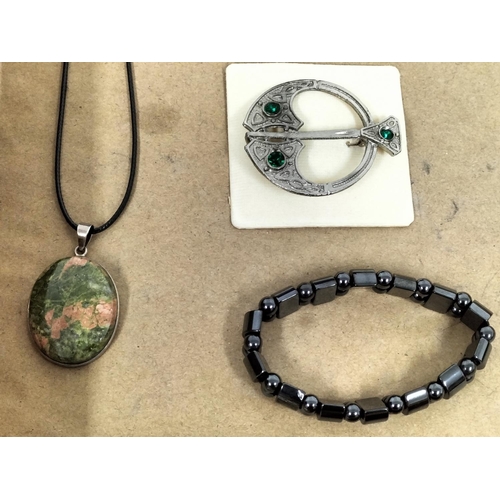 156 - Collection of Mixed Costume Jewellery to include 12 x Heamitite Necklaces and 3 x Bracelets, Silver ... 