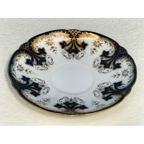 245 - Wileman & Co Imari Pattern Trio. Pattern No 7084, c1890-1900.