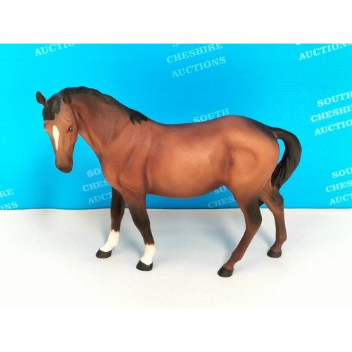 300 - Royal Doulton Matt Finish Bay Coloured Horse Figure. 17cm High x 20cm. Flea Bite to Ear.