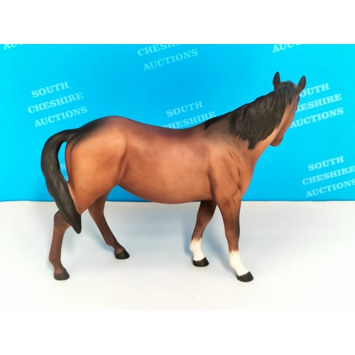 300 - Royal Doulton Matt Finish Bay Coloured Horse Figure. 17cm High x 20cm. Flea Bite to Ear.