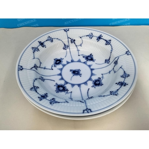 10 - Royal Copenhagen 'Blue Fluted' Items (5) to include Lidded Tureen 2251 (11cm High, 25cm Diameter), 2... 