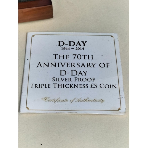 166 - 2014 Queen Elizabeth II Tristan Da Cunha Sterling Silver Proof Triple Thickness Five Pound Coin '70t... 