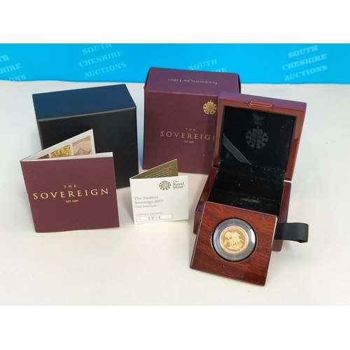 170 - Royal Mint 2017 'The Piedfort Gold Sovereign 15.9 Grams. Coin Mintage of 3,750 Worldwide. Cased.