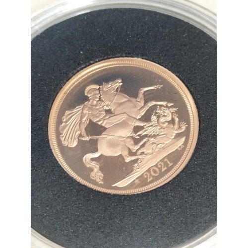 177 - Westminster Collection Boxed Set of Eight Full 22ct Gold Sovereigns 'The Seven Decades of Elizabeth ... 