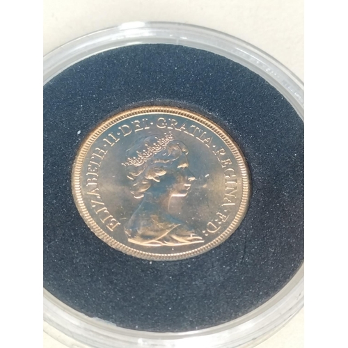 177 - Westminster Collection Boxed Set of Eight Full 22ct Gold Sovereigns 'The Seven Decades of Elizabeth ... 