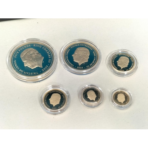 180 - Hatton's of London 2025 King Charles III Gold Proof Definitive Sovereign Set 'Remembrance Victory'. ... 