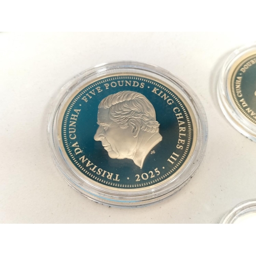 180 - Hatton's of London 2025 King Charles III Gold Proof Definitive Sovereign Set 'Remembrance Victory'. ... 