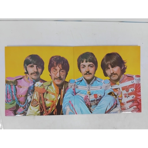 46 - The Beatles PCS 7027 