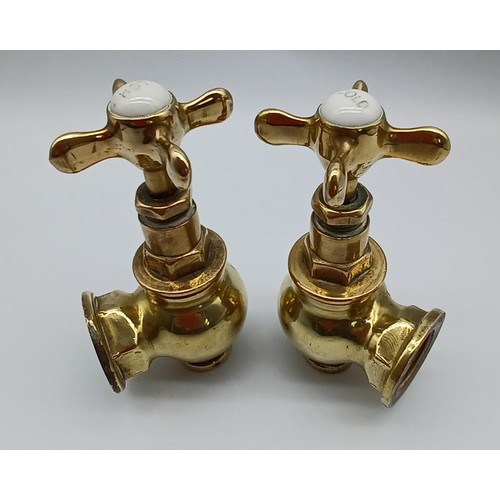 4 - ARCHITECTURAL - PAIR VICTORIAN BRASS TAPS. PORCELAIN HOT AND COLD IN WORKING ORDER  14CM TALL