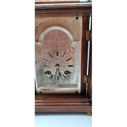 10 - C.1900'S OAK AND BRASS 8 DAY STRIKING / BELL MANTLE CLOCK 12