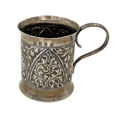 172 - AN EMBOSSED SILVER CHRISTENING MUG, BIRMINGHAM, CIRCA 1899An embossed silver christening mug, B... 